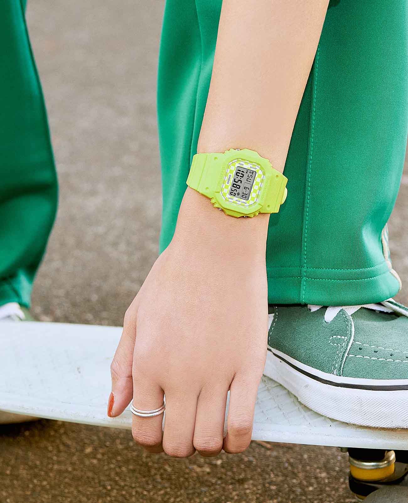 Casio Casio Baby-G BGD-565GS-9DR (BGD-565GS-9) , наручные женские часы фото под углом