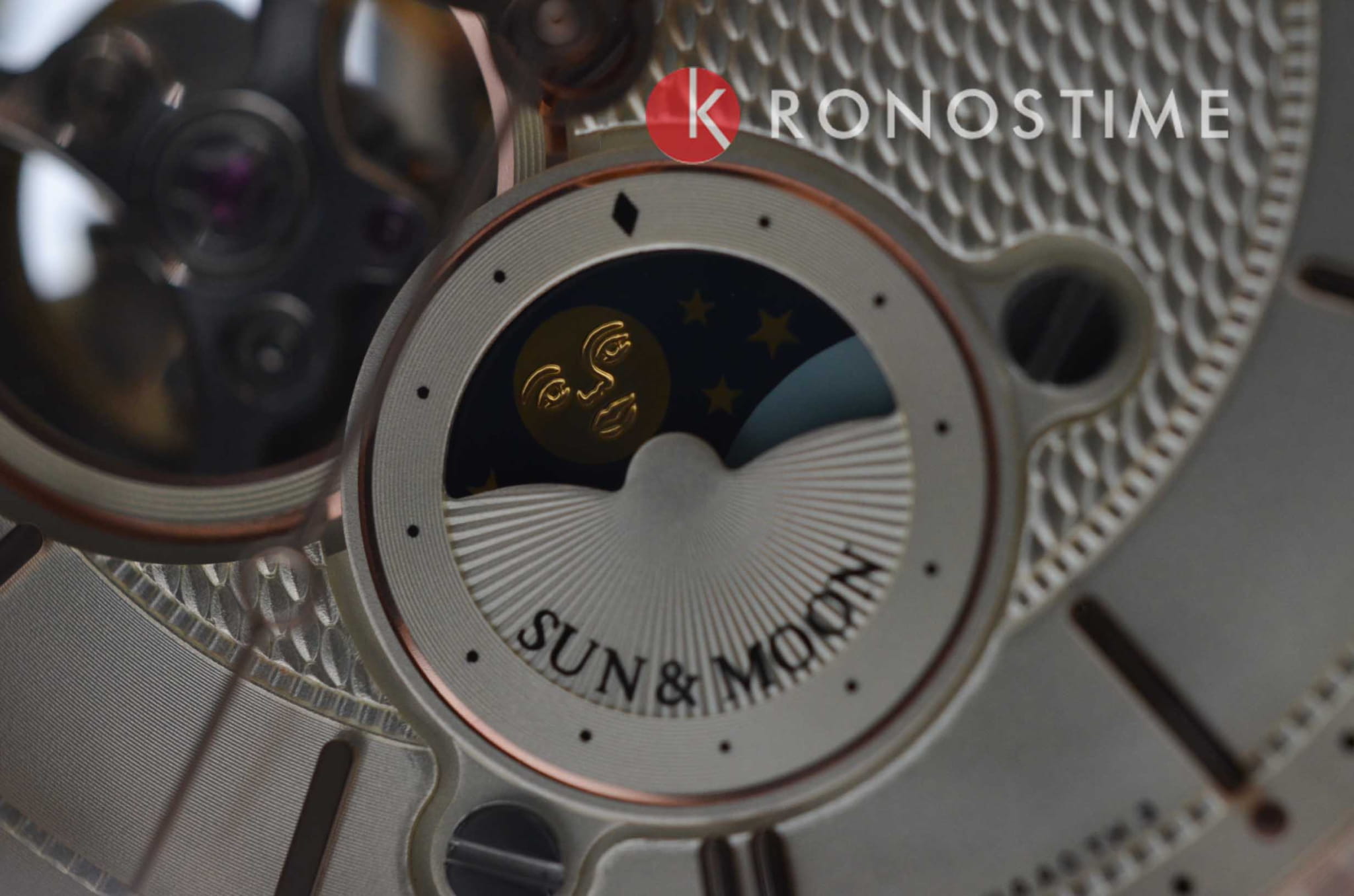 Orient Orient Sun & Moon RA-AS0002S (RN-AS0002S), sun and moon япония мужские часы на браслете кожаный боковой вид