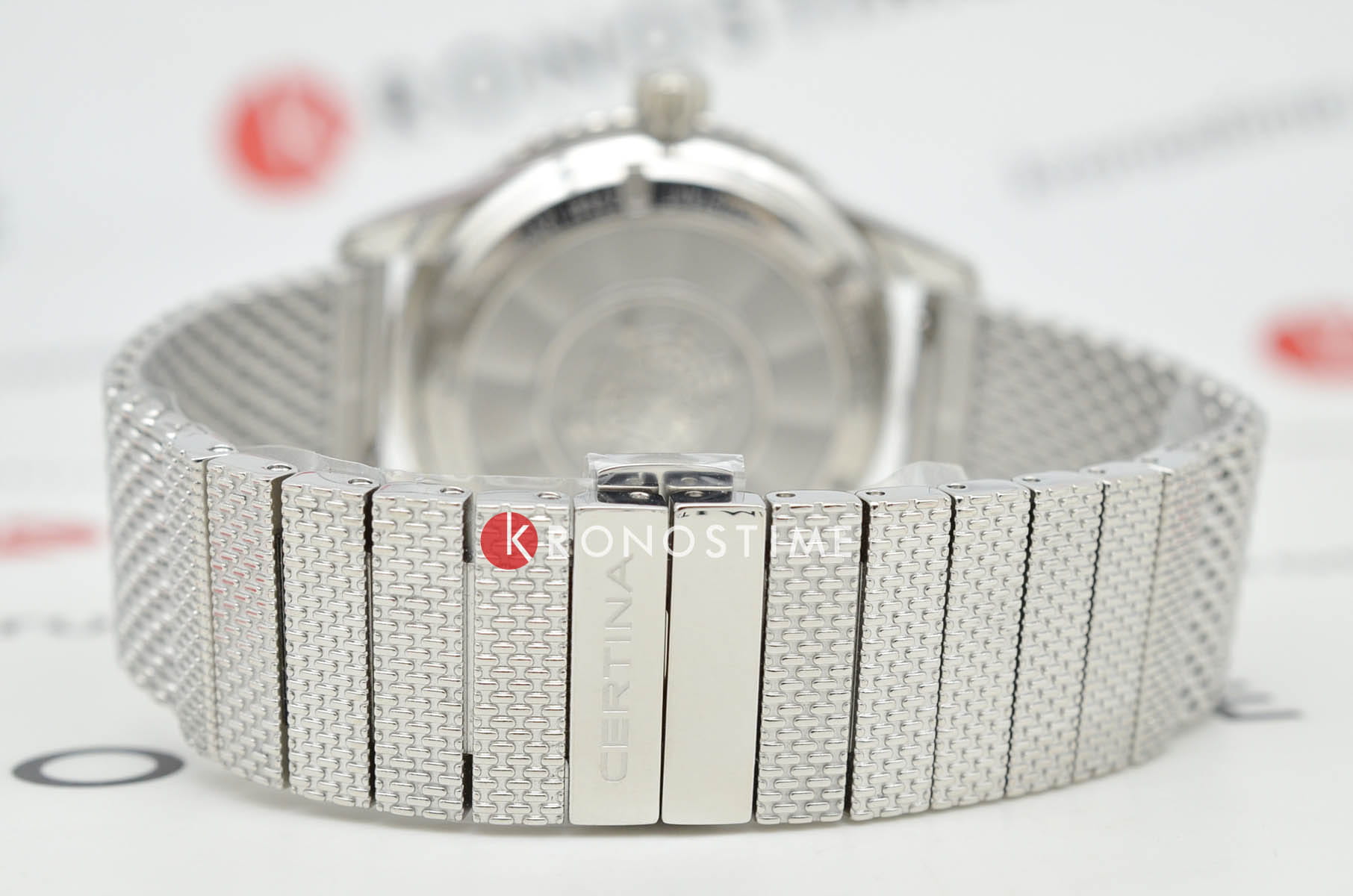 Certina Certina DS PH200M C036.407.11.050.00 механические мужские часы часы крупный план черный циферблата