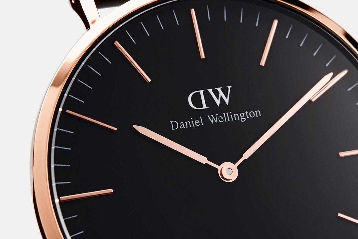Daniel Wellington Daniel Wellington Classic Black Cornwall DW00100150 , наручные женские часы фото под углом