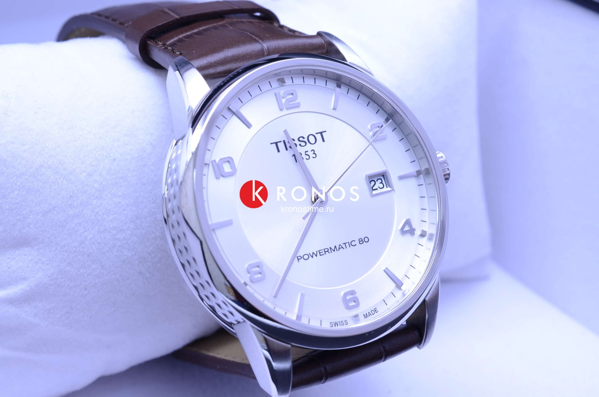 Tissot T0864071603700 мужские часы застежка крупным планом