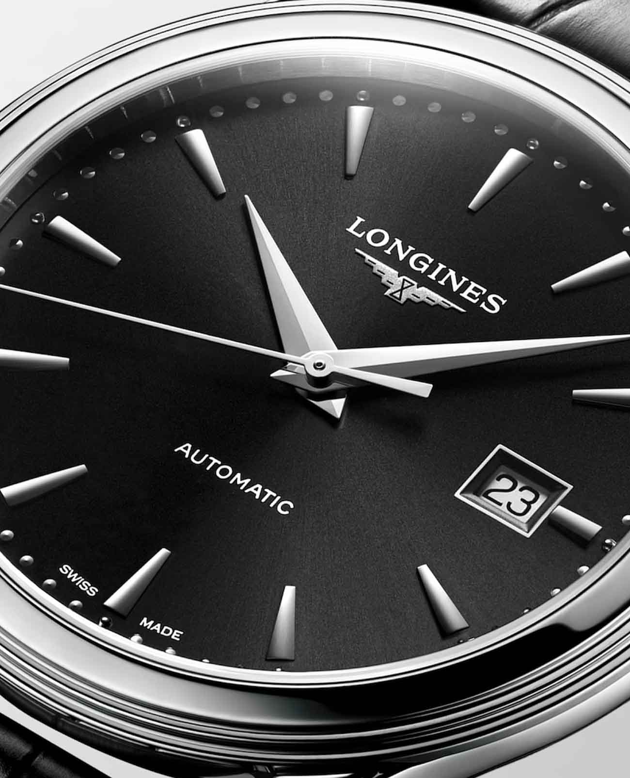 Longines Longines Flagship L4.984.4.59.2 механические мужские часы часы крупный план черный циферблата